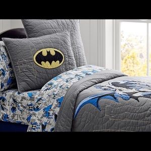Pottery Barn Batman Full/Queen quilt